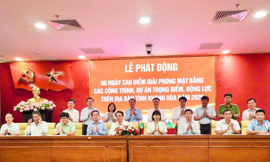 5 90 ngày cao điểm GPMB (2).jpg (213 KB)